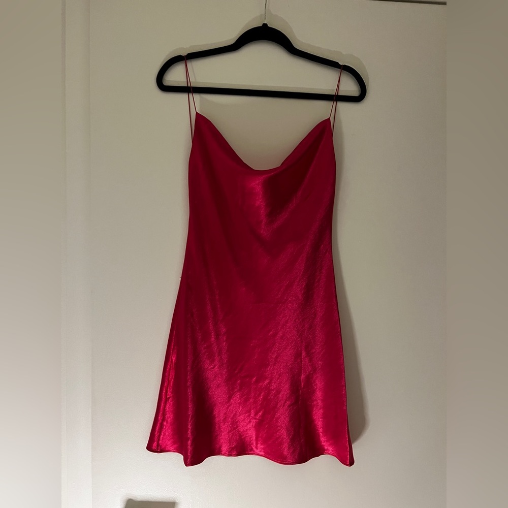 Short pink satin party dress